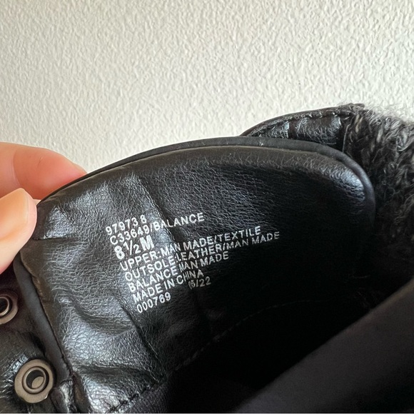 Cliffs Heeled Winter Boots - Picture 12 of 14